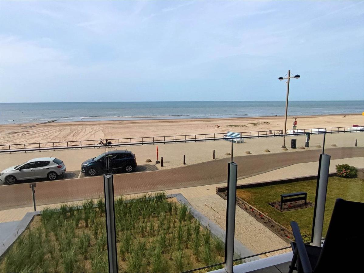 North Sea View Studio With Parking Middelkerke Eksteriør billede