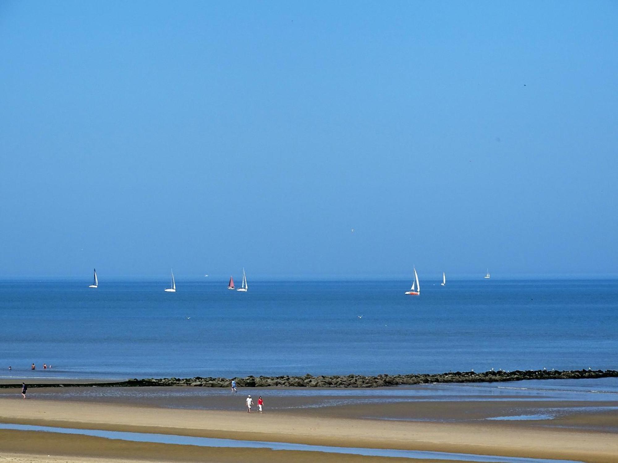 North Sea View Studio With Parking Middelkerke Eksteriør billede